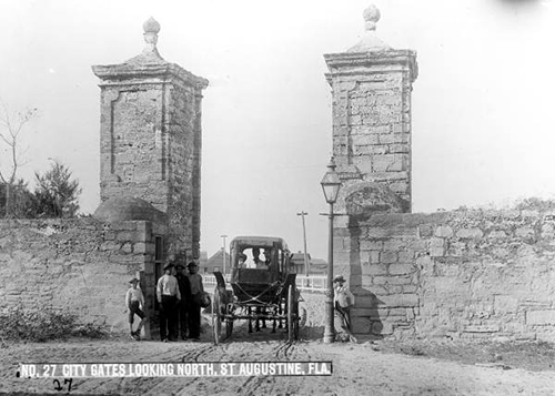 Picture of City Gates Looking North 