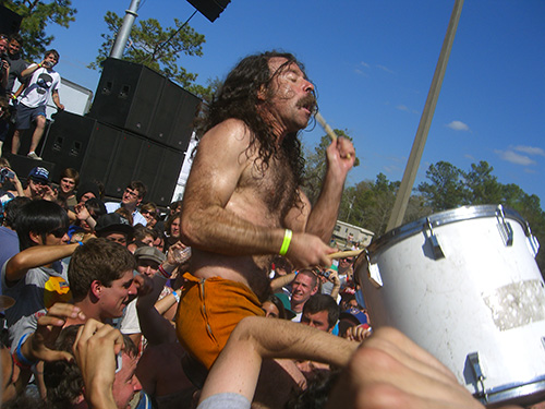 Pictures of Monotonix at Harvest of Hope Fest