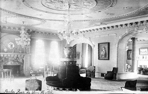 Hotel Ponce de Leon Parlor Photo