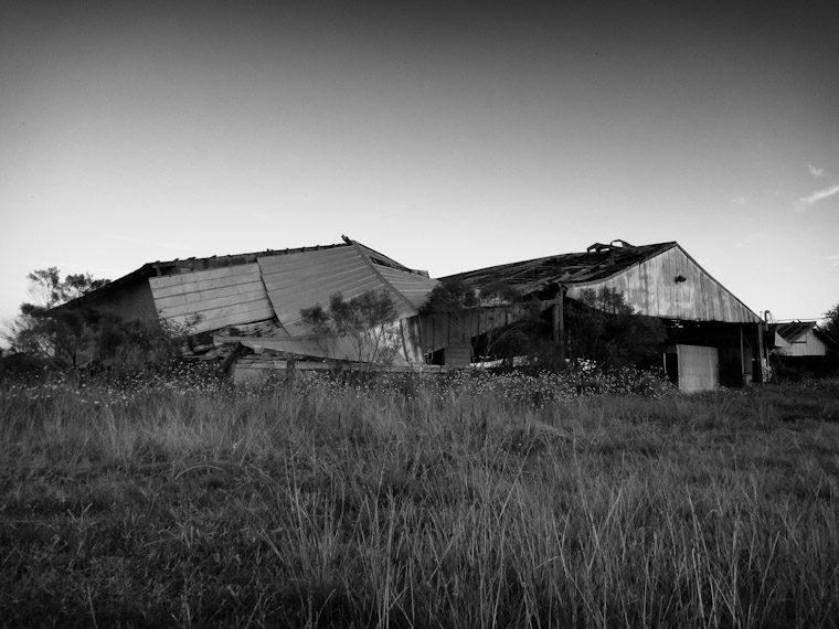 Picture of fallen Hastings Barn in Florida