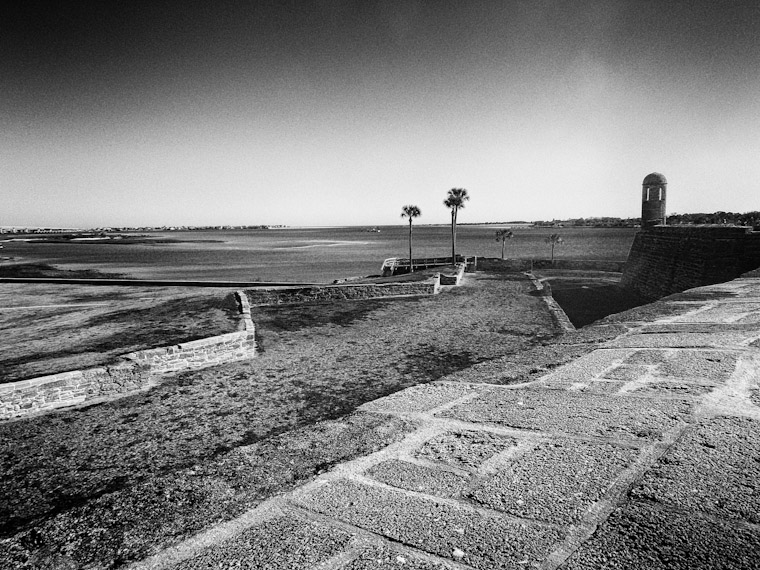 Picture of Castillo Zig Zag Walls in Saint Augustine Florida