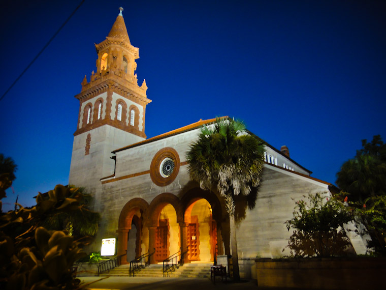 Picture of Grace United Methodist Church at night