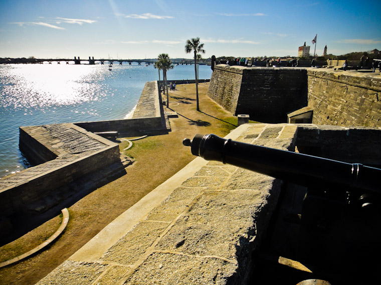 Castillo de san Marcos Fort Bayfront walls with bridge of lions