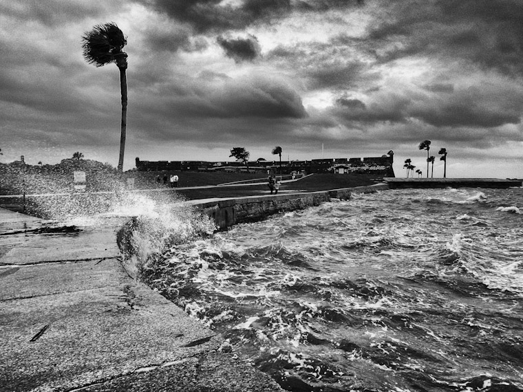 Castillo de San Marcos Fort Wave windy splashing