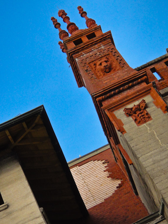 Picture of brickwork failing at Lightner Museum