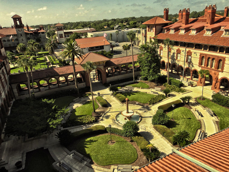 Flagler College Hotel Ponce de Leon Courtyard view