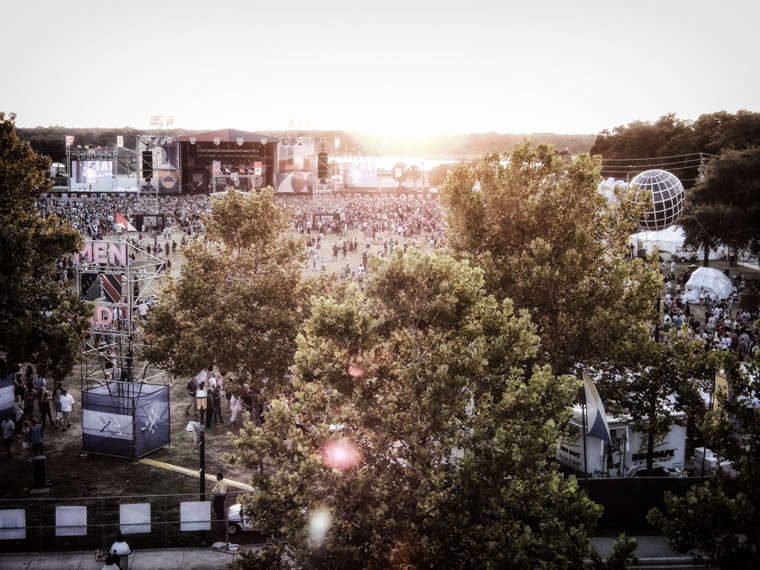 Gentleman of the Road Mumford and Sons Throwback Concert