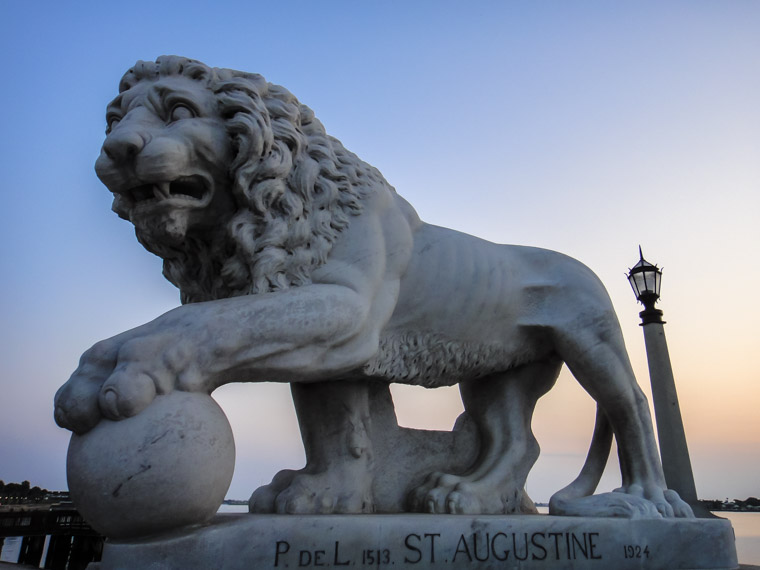 Bridge of Lions sculpture at sunrise