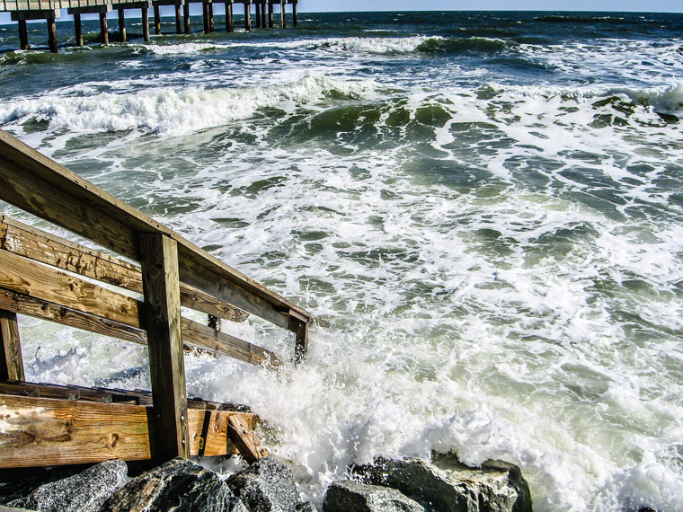 Pier erosion before the dredge