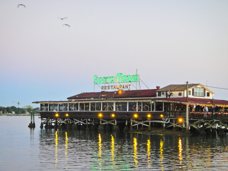 Santa Maria Restaurant Lighthouse intracoastal sunset