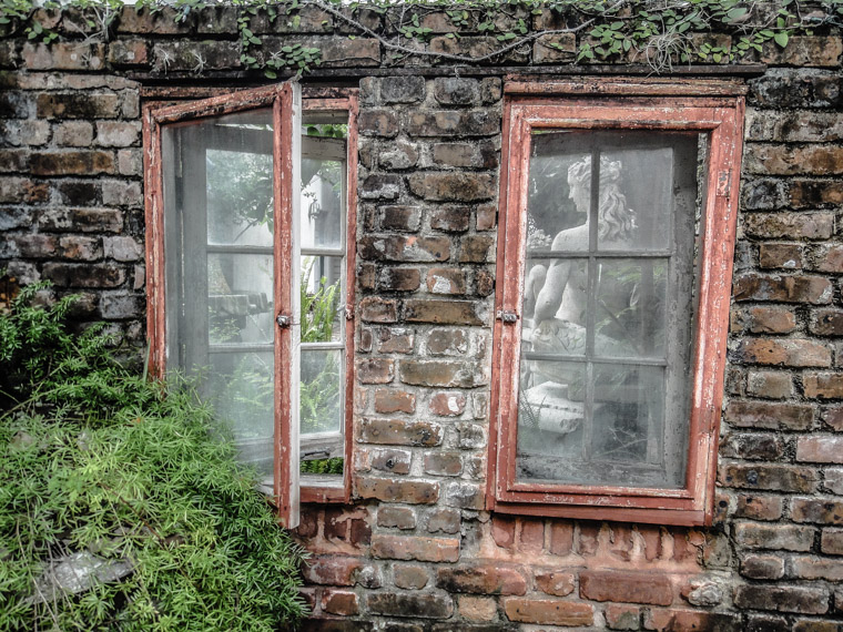 Dow Museum of Historic Homes Garden Window
