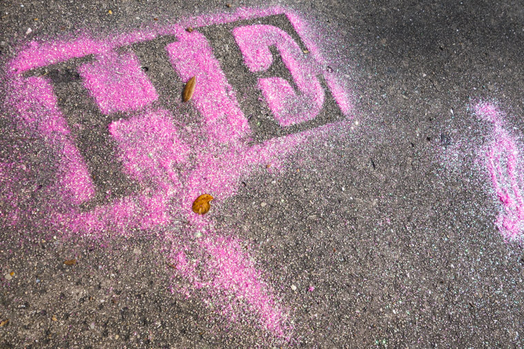 gliiter on sidewalk stencil